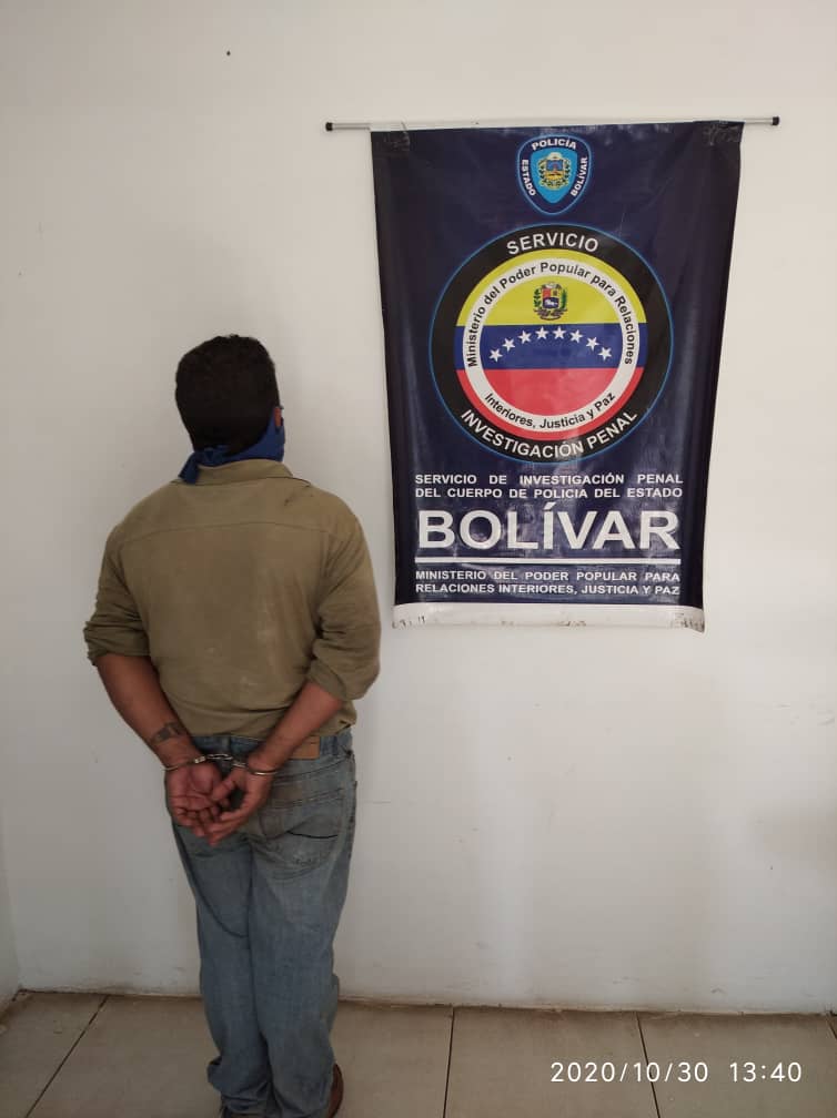 SoyNuevaPrensa's tweet photo. Detenido por actos lascivos a una niña de 5 años - https://t.co/1gnO5iocYd
#SoyNuevaPrensa #Delincuente #Lascivo #Nisña #Sucesos #Sucesos https://t.co/eIJuSeolZy