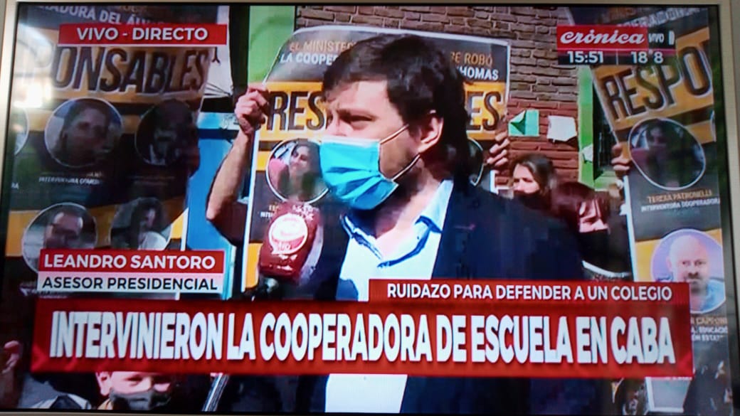 lacoopedelalva's tweet photo. Gracias @SantoroLeandro por estar junto a las familiar del ALVA repudiando la injusta intervencion de nuestra cooperadora
#noalaintervenciondelacoopedelalva https://t.co/9VpmskZlrV
