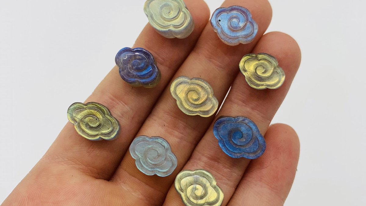 artbyjacstudio's tweet photo. ✨🦋☁️ My Update is LIVE ☁️🦋✨

New:
Crystals $4+
Cabochons $6+
Jewelry $20

✨ Shop: https://t.co/wCoptwZYFX ✨
Shop new to old to see new items 1st

⬇️Comment below what you got!⬇️ https://t.co/B6xW2SdSBX