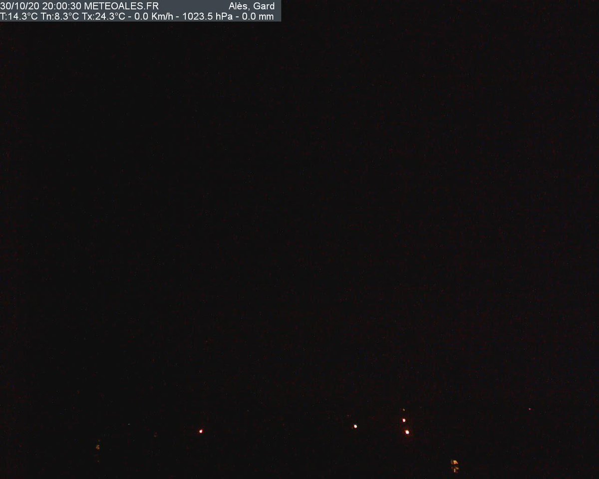 🕰 20:00 à #Alès #Gard
🌡 14.3°C (📉 8.3°C 📈 24.3°C)
💨0.0 km/h (3.2 km/h)🎚1023.5 hPa💧0.0 mm💦80.6 %
📲 https://t.co/FblFSrL3LZ https://t.co/67hypZeXnz