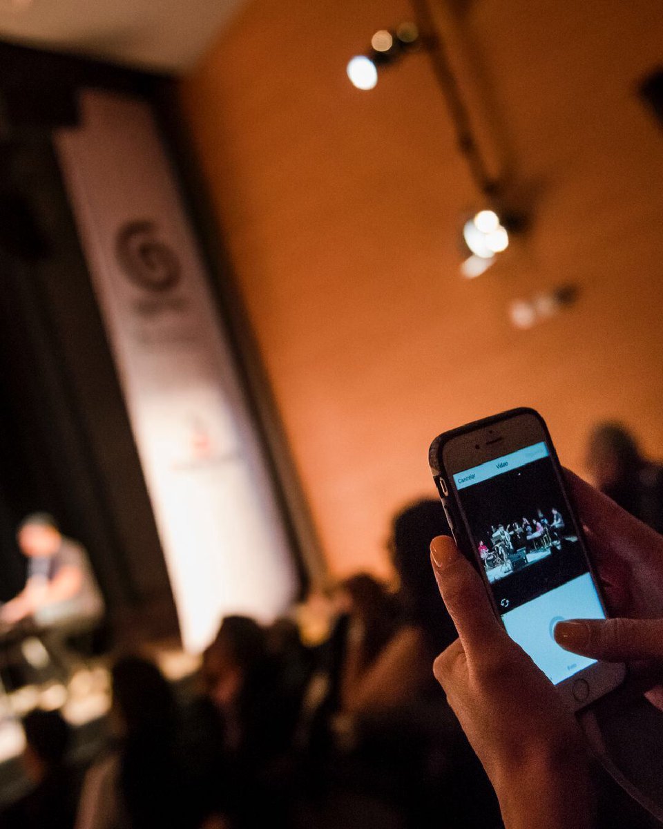 #ElNuevoSonidodeLaMúsicaVenezolana también se ve con tan solo un click 📲. Sigue disfrutando de lo mejor de nuestra música a través de nuestro canal de YouTube🎶🌐.

👇🏽
bit.ly/GuatacaOficial…