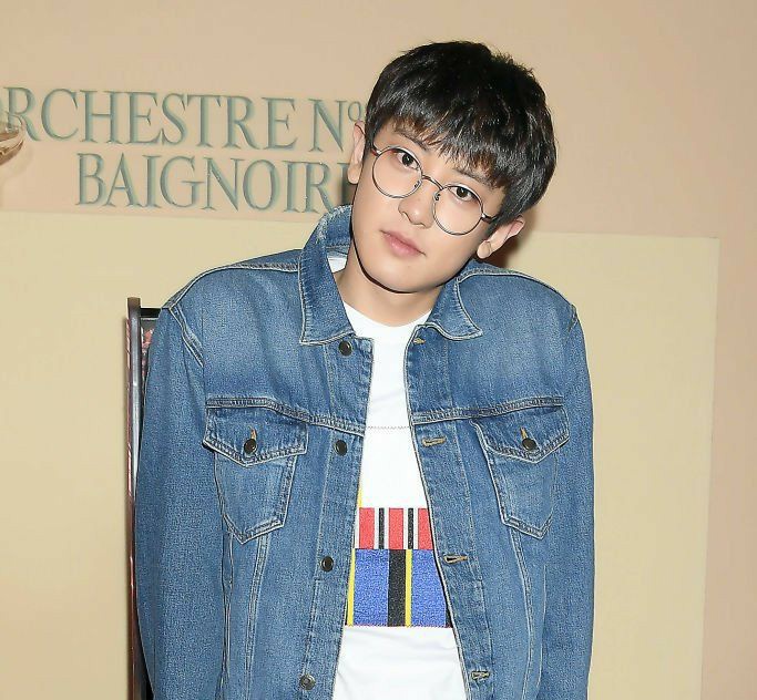 drzugs's tweet photo. #CHANYEOL x TOMMY HILFIGER https://t.co/lolQF93ySm