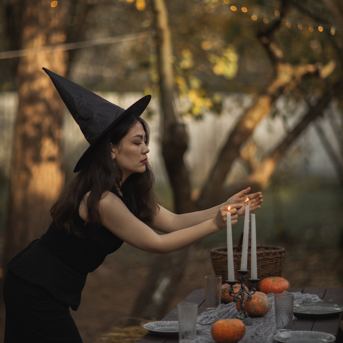 NRDlandscape's tweet photo. The only thing spookier than witches and goblins is missing out on the best time to start that landscaping project. 👻🧡🎃 https://t.co/fFBtbZ6C9Q
