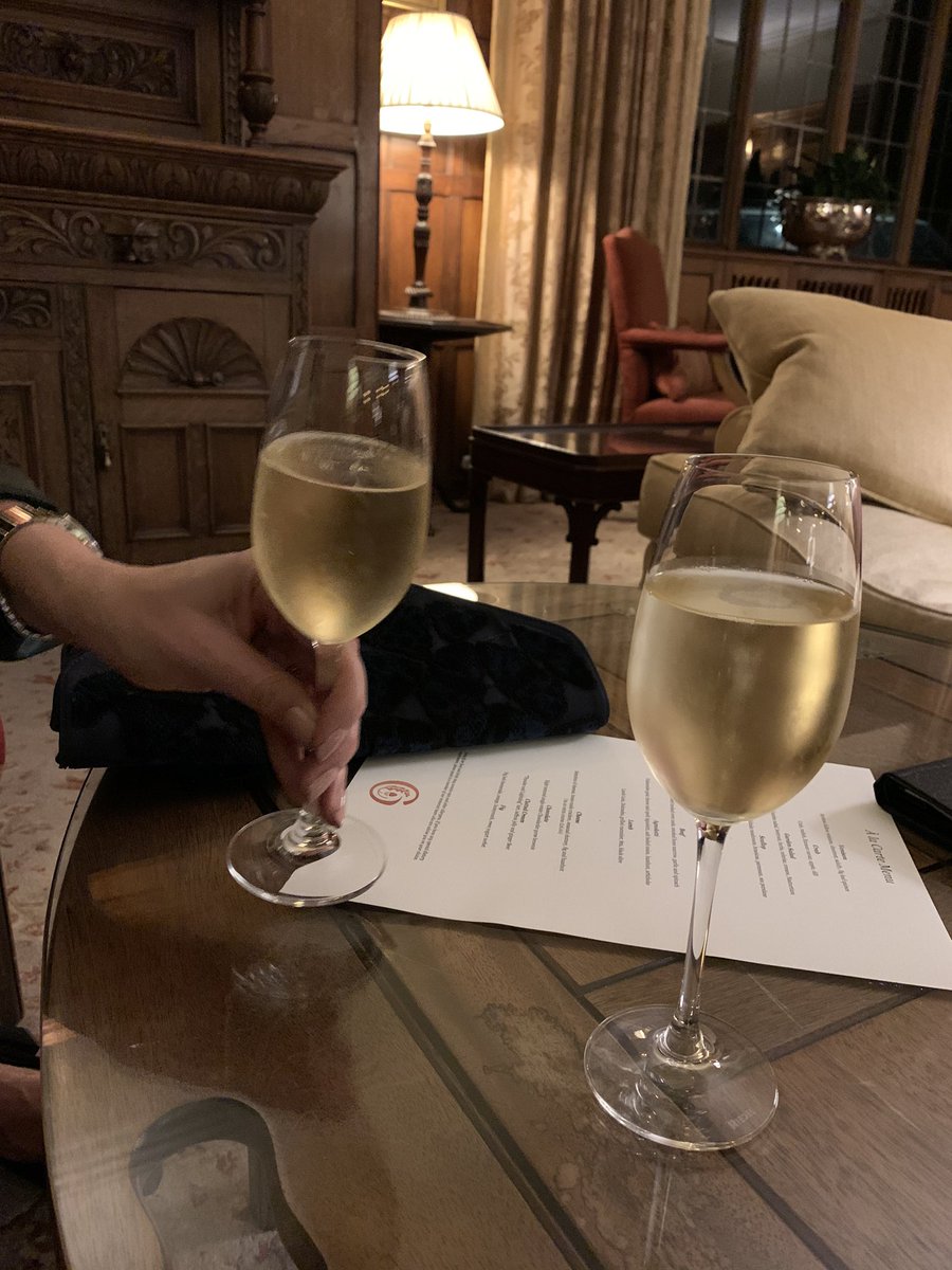 atmytablesw's tweet image. cc. @_jonnyhill #GoJonnyGo