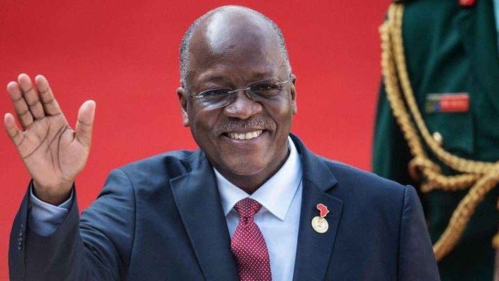 millardayo's tweet image. Tume ya Taifa ya Uchaguzi (NEC) imemtangaza Dkt.John Pombe Magufuli wa CCM kuwa Mshindi wa Urais wa Jamhuri ya Muungano wa Tanzania kwa kupata kura 12,516,252 akifuatiwa na Tundu Lissu mwenye kura 1,933,271, Mama Samia Suluhu ametangazwa kuwa Makamu wa Rais.
#MillardAyo2020