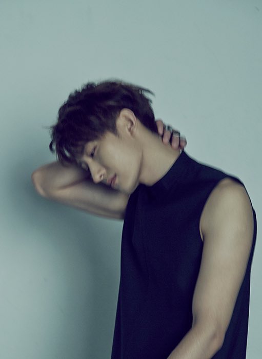Today 6 years ago is your solo debut with "Rewind". Time fly so fast, right? I'm looking forward to your new music and many more years with being always stay by your side❤️
#Rewind6thAnniversary #ZhouMiSolo6thAnniversary #周觅 #zhoumi #みみのび太 https://t.co/WXAMq7EDPF