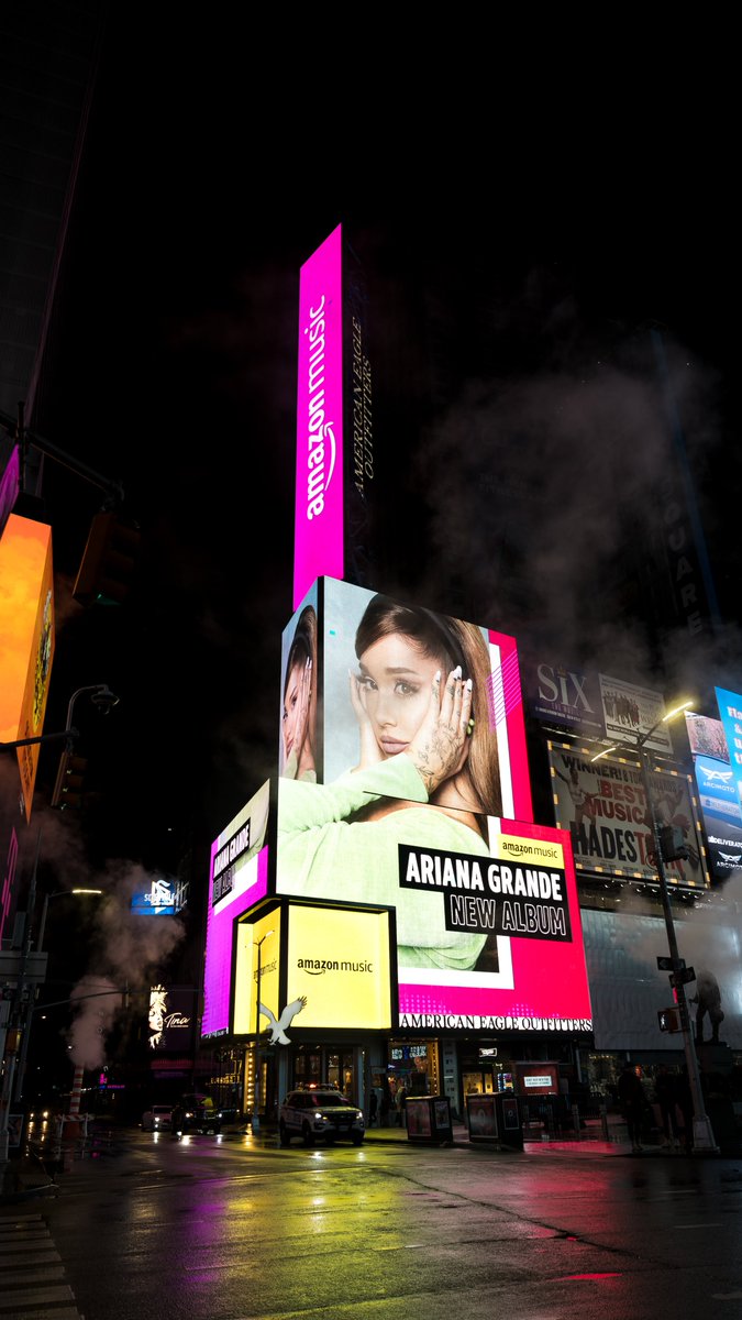 TeamAriana's tweet photo. #positions @amazonmusic 
https://t.co/VOPyBNJdiR https://t.co/ee5X9kK43W