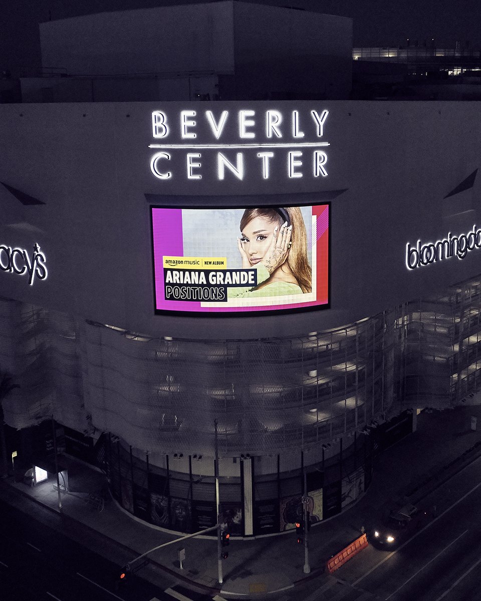 TeamAriana's tweet photo. #positions @amazonmusic 
https://t.co/VOPyBNJdiR https://t.co/ee5X9kK43W