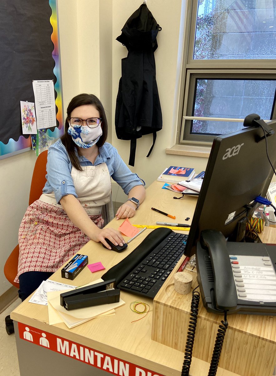 It’s Freaky Friday in the OA Art Department! #guesswho #ifyouknowyouknow #madeyalook #dynamicduo #Halloween #WeDigOAart <a href="/ArtWithMrsSH/">Mrs. Sapienza Hunt</a>