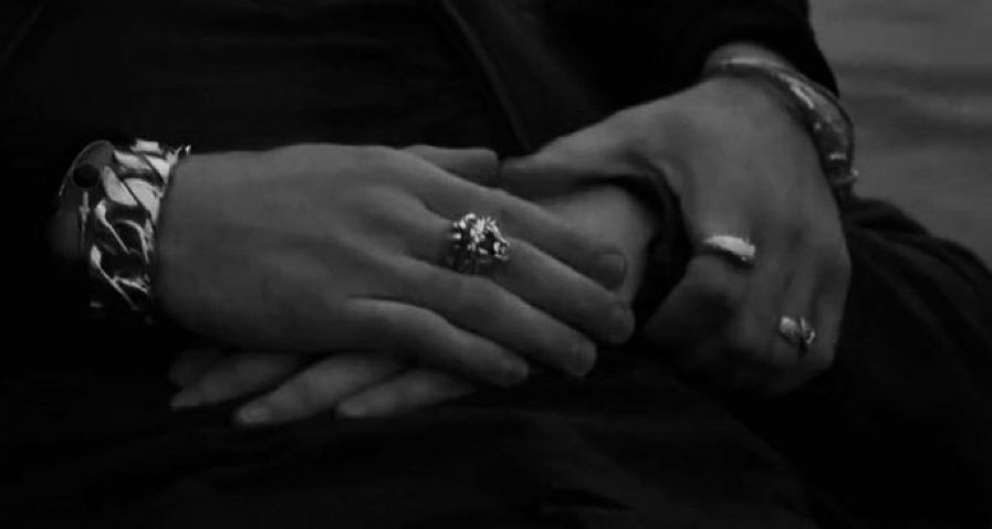 _comeilmare_'s tweet photo. Mi piange il cuore..  
#Suburra3  #suburraS3  #Suburra  
@AleBorghi_ https://t.co/RZ3RU6cfxP