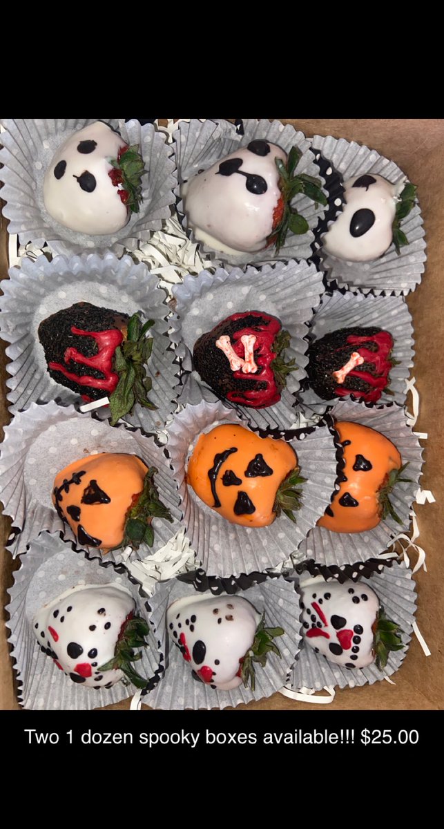 fitz_bitz's tweet photo. UPDATE: 1 DAY OF THE DEAD BOX LEFT!!!
#fitzbitzgourmetchocolatez https://t.co/8HwX9argyJ