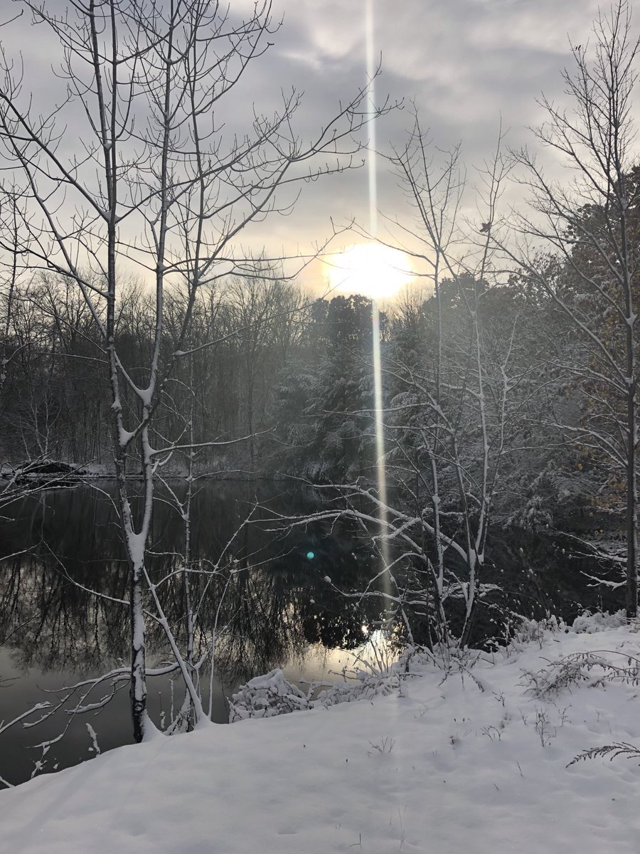 BoxboroughPD's tweet image. October snow #snow #tooearly#sunsout#looksnice