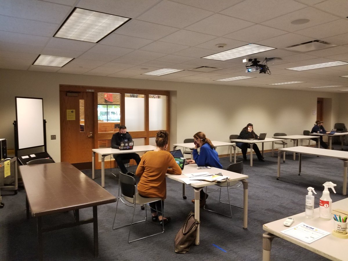 GHSICTeam's tweet photo. Collaboration, Learning, Connecting and Sharing was happening all over the building @GHS_Geneva today in every department! So grateful for chances to engage in ways we haven't been able to do for awhile! #TalksInTen https://t.co/YGRfpamlYb