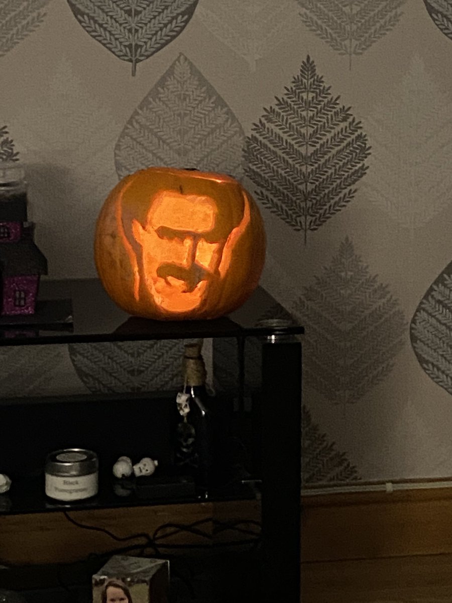 STANDBACKART's tweet photo. My @BoratSagdiyev #pumpkin ! High 5 😂 #BoratSubsequentMoviefilm #borat https://t.co/UzQqndoc6i