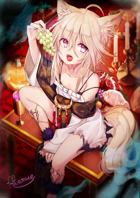 お行儀悪い狼っ子🐾🍇
#ハロウィン2020 #ハロウィンイラスト #illustration 