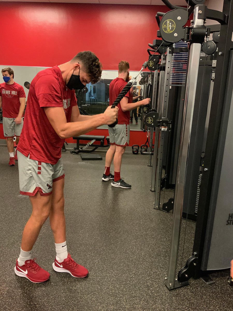 Finishing strong on Friday💪🏾💪🏻
#THWND | #theSTORY
