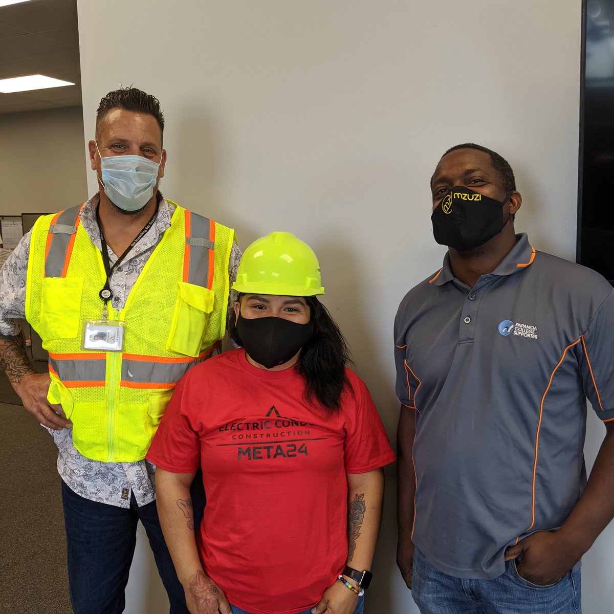 ComEd's tweet photo. Susie is a #ComEdCONSTRUCT 2020 graduate who acquired the needed job skills for a career in construction. Thanks to our CONSTRUCT program, she now works as a Fiber Splicing Tech at Electric Conduit Construction, one of our program partners. Learn more: https://t.co/fHahbg7RLJ https://t.co/rLKghHRkxz