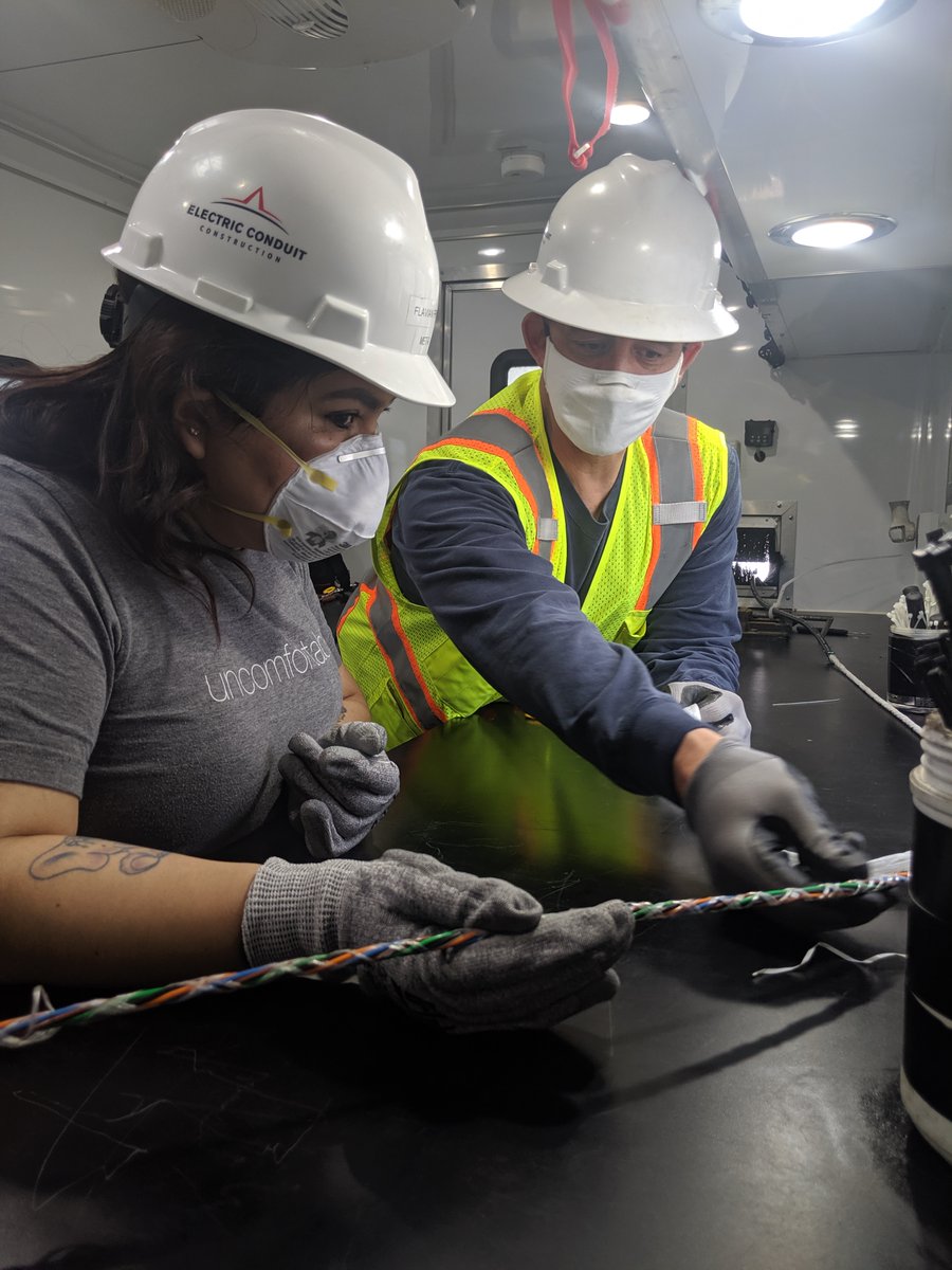 ComEd's tweet photo. Susie is a #ComEdCONSTRUCT 2020 graduate who acquired the needed job skills for a career in construction. Thanks to our CONSTRUCT program, she now works as a Fiber Splicing Tech at Electric Conduit Construction, one of our program partners. Learn more: https://t.co/fHahbg7RLJ https://t.co/rLKghHRkxz