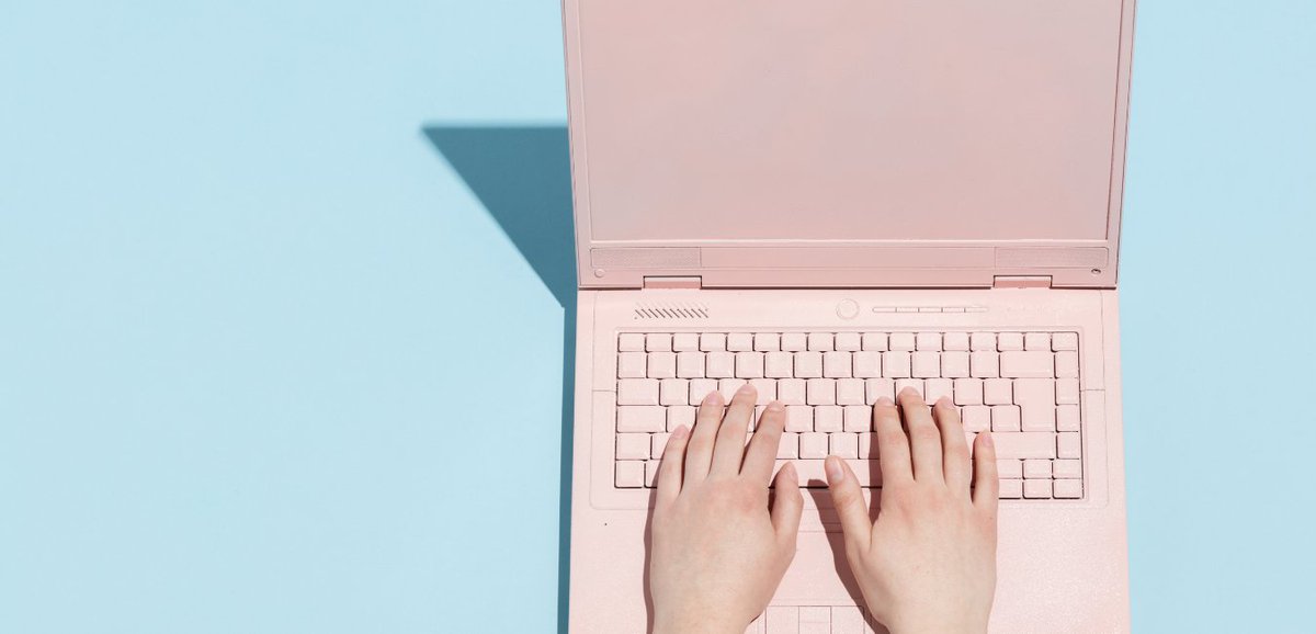 socontentdesign's tweet photo. Do you need some inspiration?✨
Or ideas for your business social media account?📱
Here are 30 quotes by some of the most successful female entrepreneurs 🙌💖 https://t.co/6uCakdgmmO #femaleentrepreneur #girlpower #bosslady #bossbabe #SmallBusiness #womenentrepreneurs #mompreneur https://t.co/qUSKwkCL83