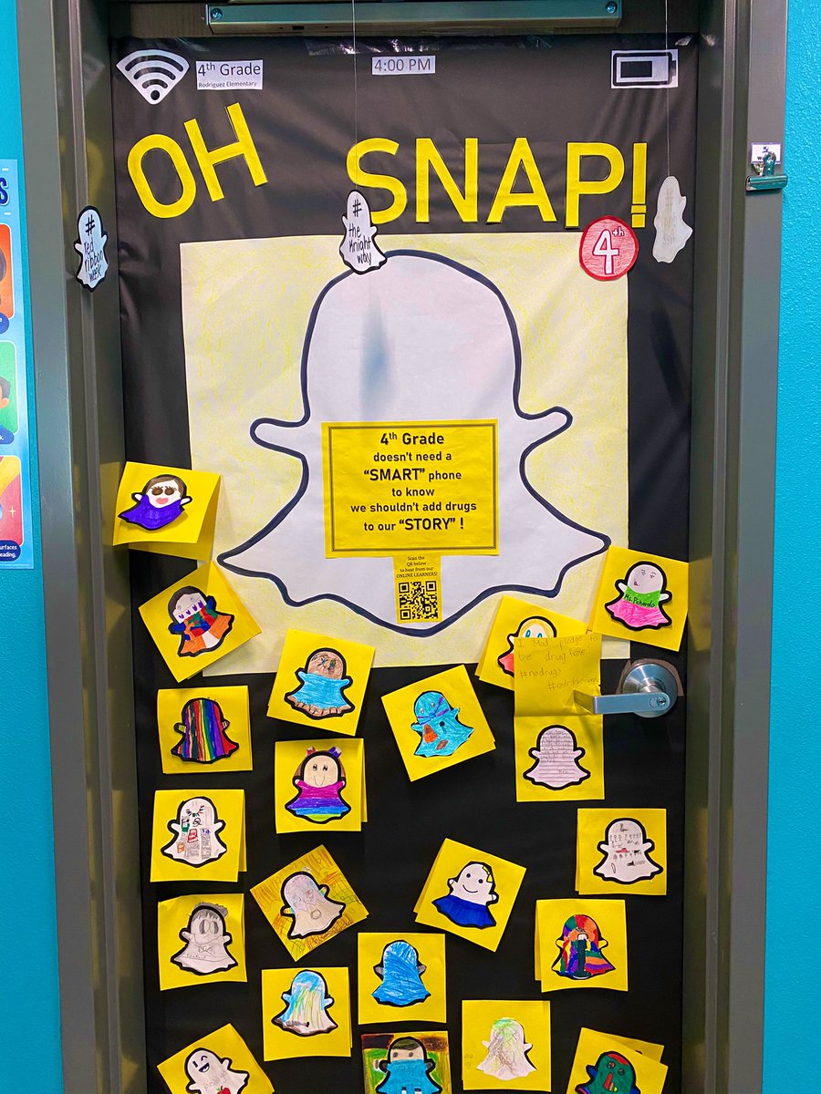 mrsbeccag's tweet photo. Oh snap! Ending Red Ribbon Week with 2nd place in our door decorating contest! #TheKnightWay #RedRibbonWeek #FourthGradeCrew https://t.co/mffgcij5eE