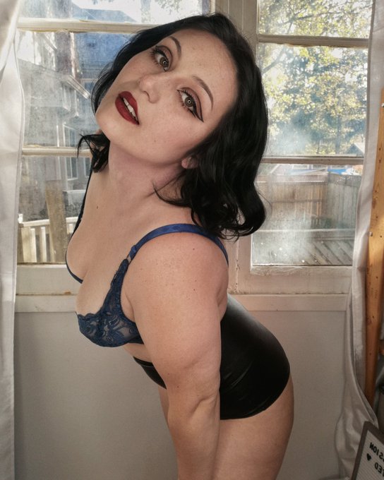 If you saw me in the street, would you ask me out? Asking purely for experimental purposes 😋 https://t<a href="/tag/nudemodel"class="tags"><span>#nudemodel</span></a><a href="/tag/kinky"class="tags"><span>#kinky</span></a><a href="/tag/nude"class="tags"><span>#nude</span></a><a href="/tag/altgirl"class="tags"><span>#altgirl</span></a><a href="/tag/paypig"class="tags"><span>#paypig</span></a><a href="/tag/walletrinse"class="tags"><span>#walletrinse</span></a>