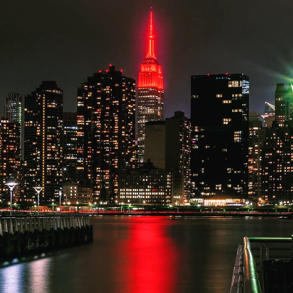 🎃 That #Halloween City Glow 🕷 Join Us All Weekend For Some Frightful Fun At #TheDelancey 🧟‍♀️🧛🏻‍♂️💥