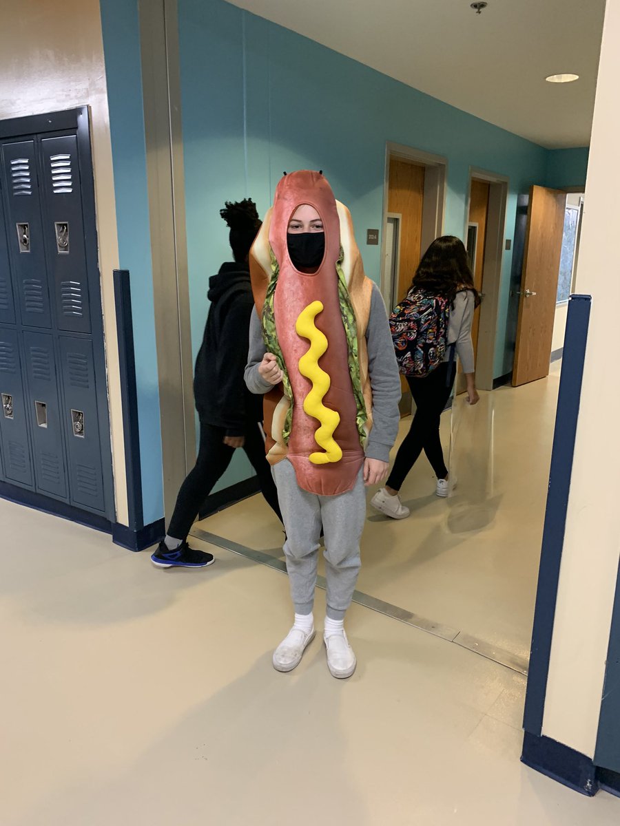 Hot diggity dog it was a great Halloween at <a href="/Avon_Middle/">Avon Middle School</a>! <a href="/DrBLHC/">AvonSuper</a>