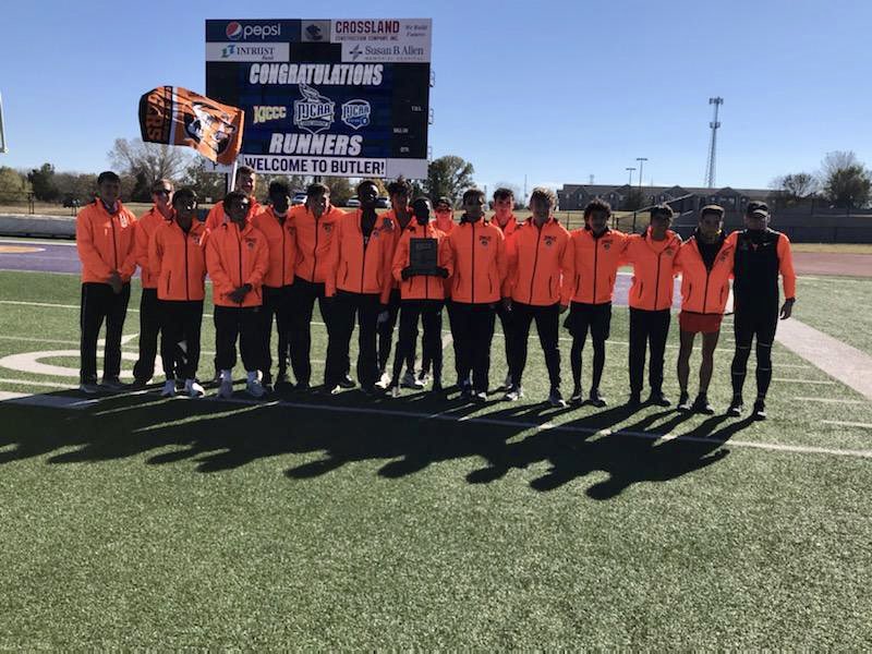 CowleyCollege's tweet photo. @CowleyXCTF men and women's cross country teams both captured conference and region titles today in El Dorado, KS. Sophomore, Lubna Suied was the @njcaa Division II women’s conference and region champion. @CowleySportsNET #togetherwecelebrate https://t.co/UmUErCmofc