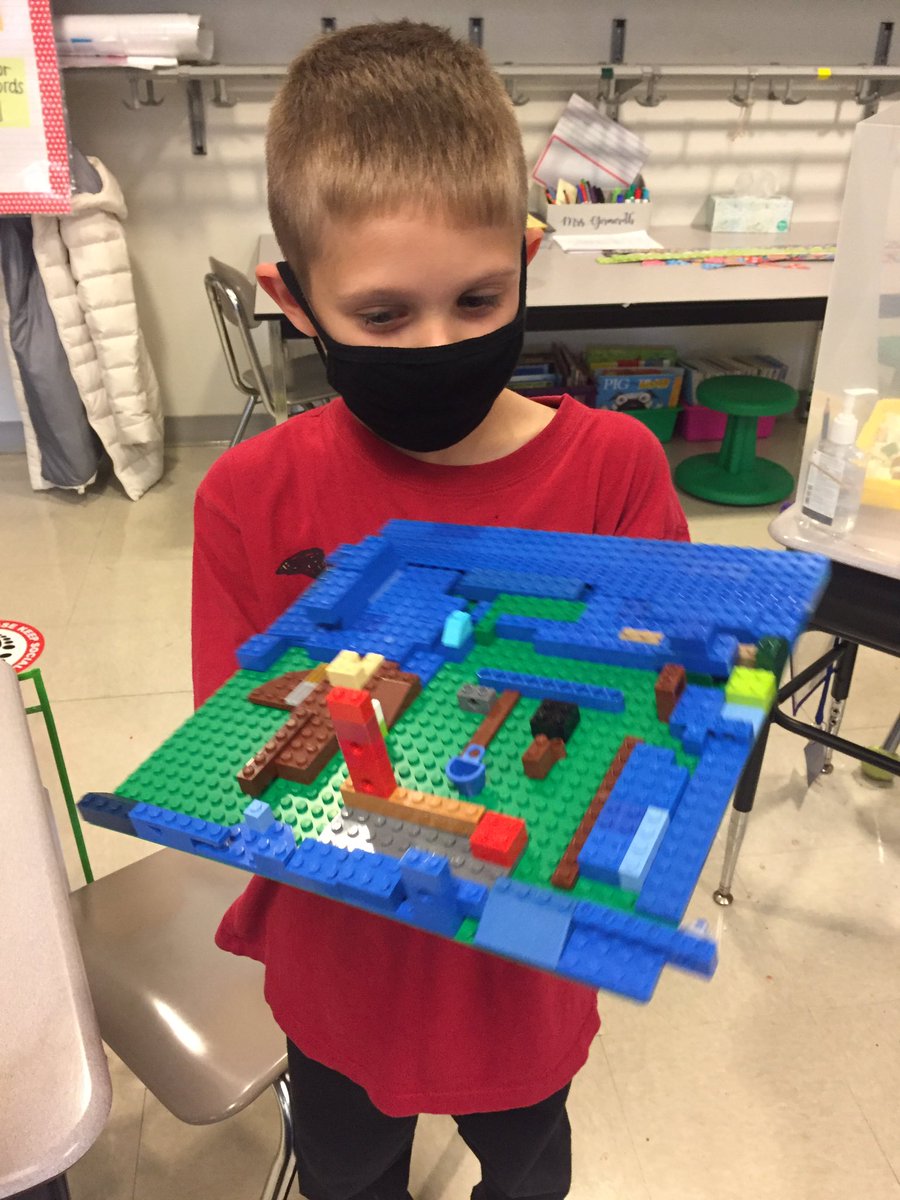 Mrs_Kling_Tech's tweet image. Happy builders. Engaged learners. The magic of LEGO. @SASD_Vernfield @K2MrsG @PADeptofEd #Screenbreak @LEGO_Education #LEGOMasterEducators