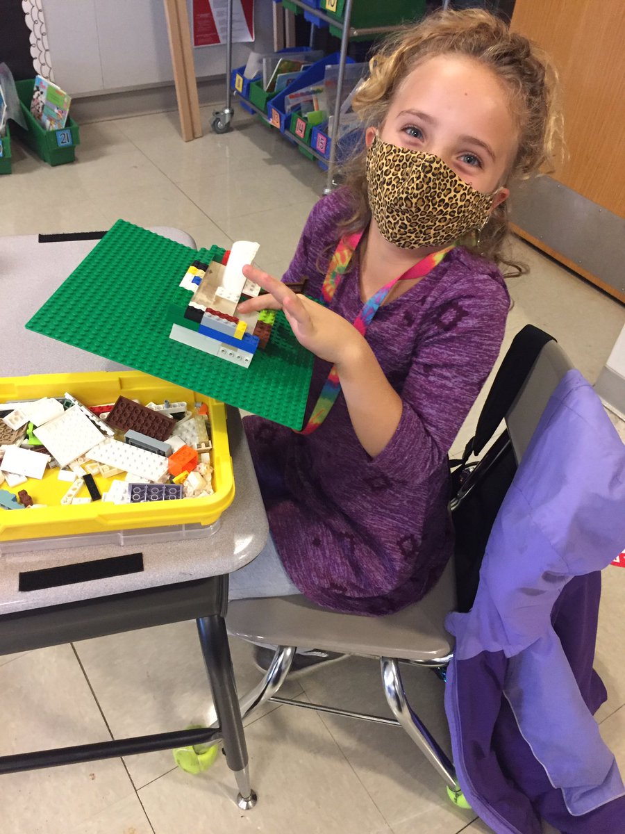 Mrs_Kling_Tech's tweet image. Happy builders. Engaged learners. The magic of LEGO. @SASD_Vernfield @K2MrsG @PADeptofEd #Screenbreak @LEGO_Education #LEGOMasterEducators