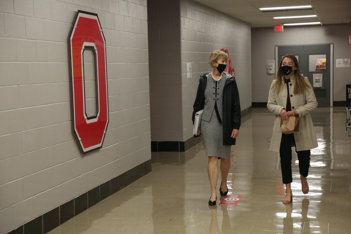 OhioStateLima's tweet photo. #OhioStateLima was honored to host @PresKMJohnson's
first regional campus visit. With just over two months on the job, President Johnson was eager to learn about our people and our community. It was a great day to be #TogetherAsBuckeyes and we look forward to future visits. https://t.co/arPGGNJvPP