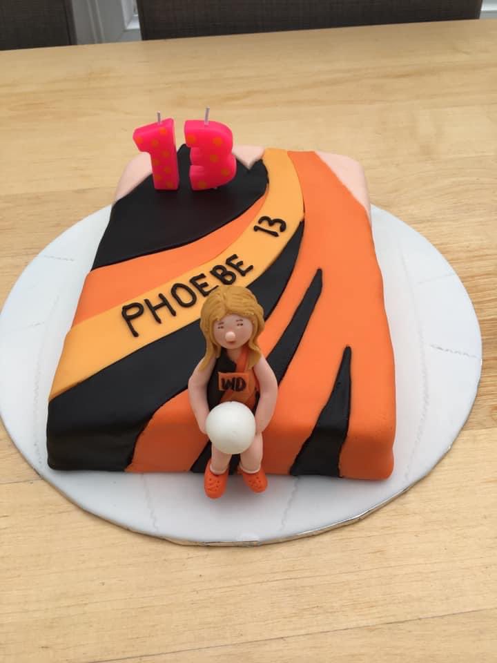 FIREFLYSNC's tweet photo. 🧡🖤 We just had to share this with you all... how amazing is this cake 🤩 an actual Fireflys cake... we love it! Happy Birthday Phoebe 🥳 🖤🧡 #whennetballisyourpassion #birthday #cake #wewantcake #saveussome #wearefireflys https://t.co/hjNEanNKVJ