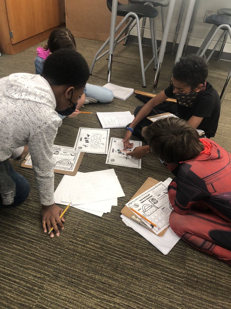 Juliana_Fucci's tweet photo. Today we worked with our table pods to escape the orders of operation witch ! #ktes #5thgrade #math https://t.co/33gLU4d0pj
