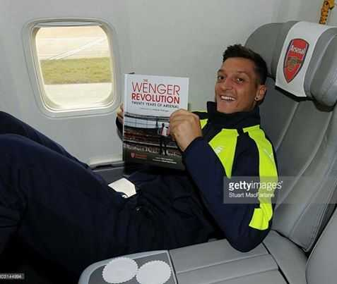 "It makes me very happy when I create goals or score goals myself, but the most important thing is that the team reaches its goal and plays positive football."Wenger: “If you love to watch football, you love to watch Özil.”I'm sure Ozil was 1 of first to buy Wenger's book!