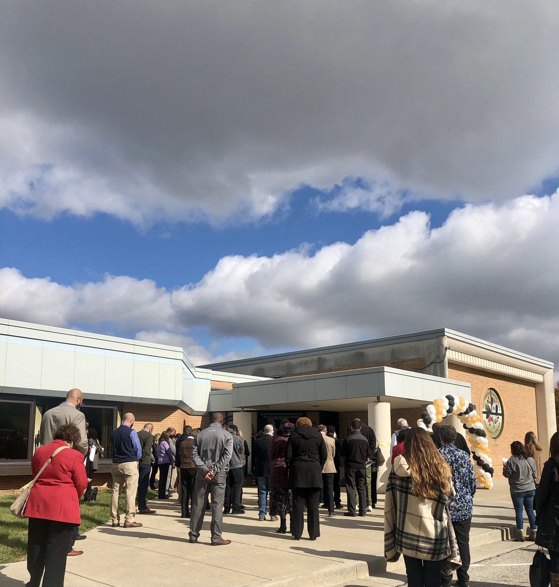 The clouds opened up and the sun shined on this inCREdible event. Moorhead Community Resource Center is open! #WarrenWill invest in meeting the needs of the WHOLE child!