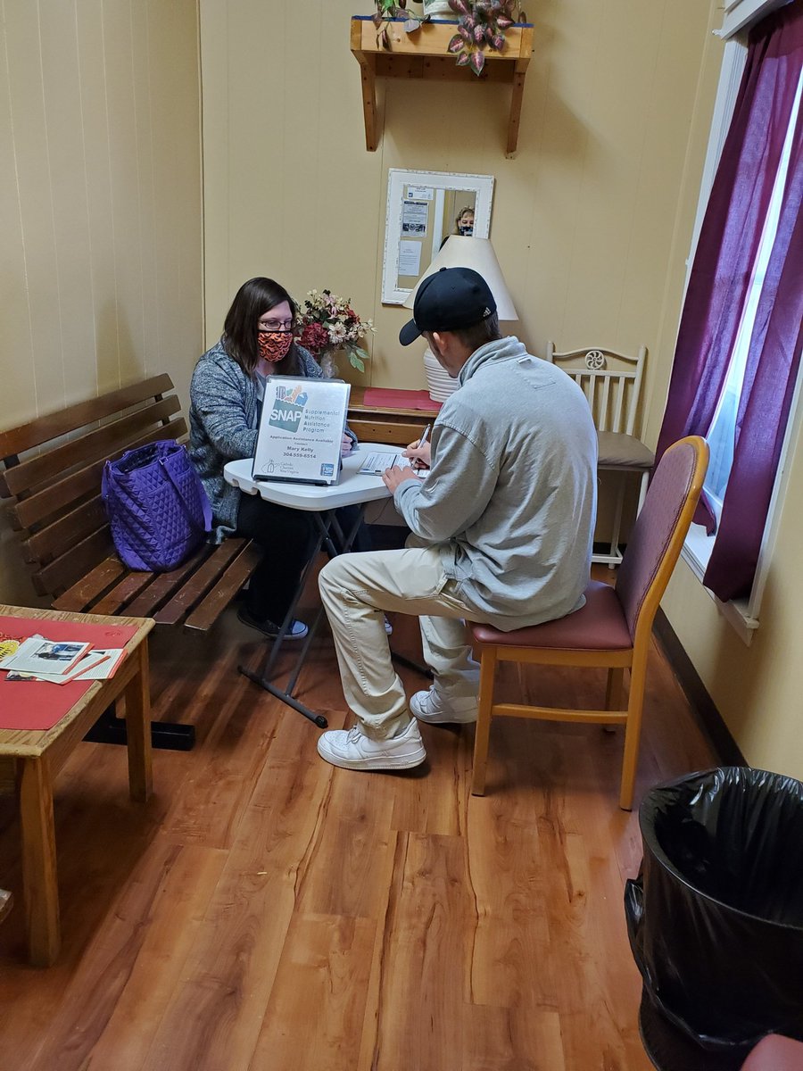 Through grants from @WV_DHHR, <a href="/CCharitiesUSA/">Catholic Charities USA</a> and <a href="/WalmartOrg/">Walmart.org</a>, this year our SNAP Outreach Program was able to assist 673 families with SNAP application assistance and help over 1,000 individuals gain food security. We are grateful for this support in fighting hunger!