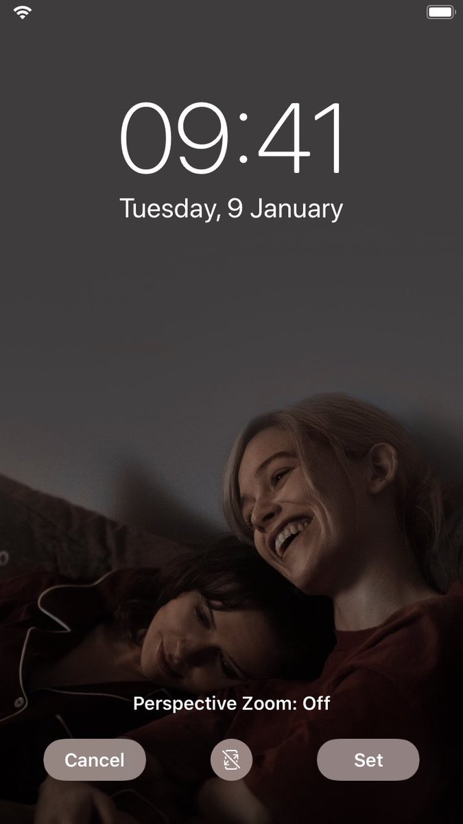 locks✨ tweet media