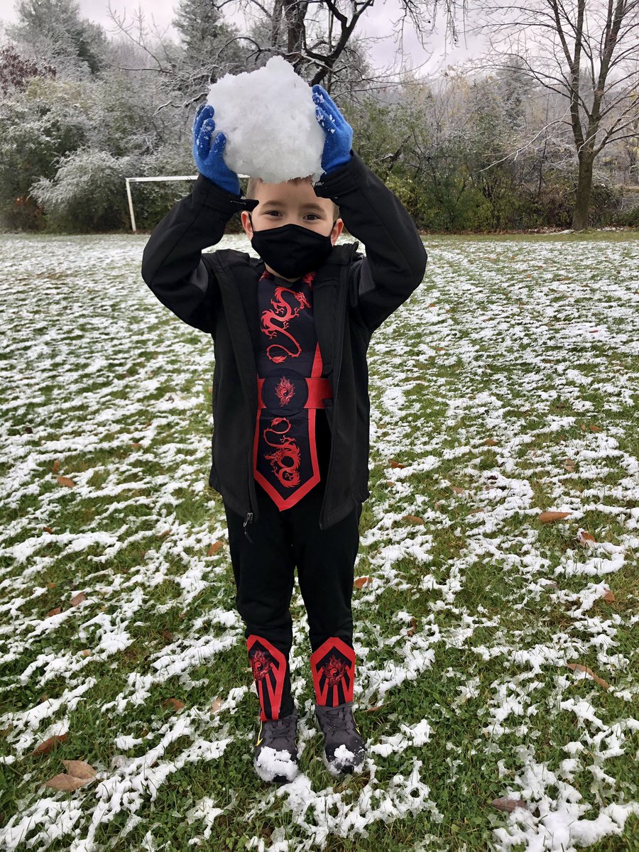 JamieAbare's tweet photo. We had “snow” much fun today! Happy Halloween! 🎃 @GlencliffEagles https://t.co/AlsAdCebGX