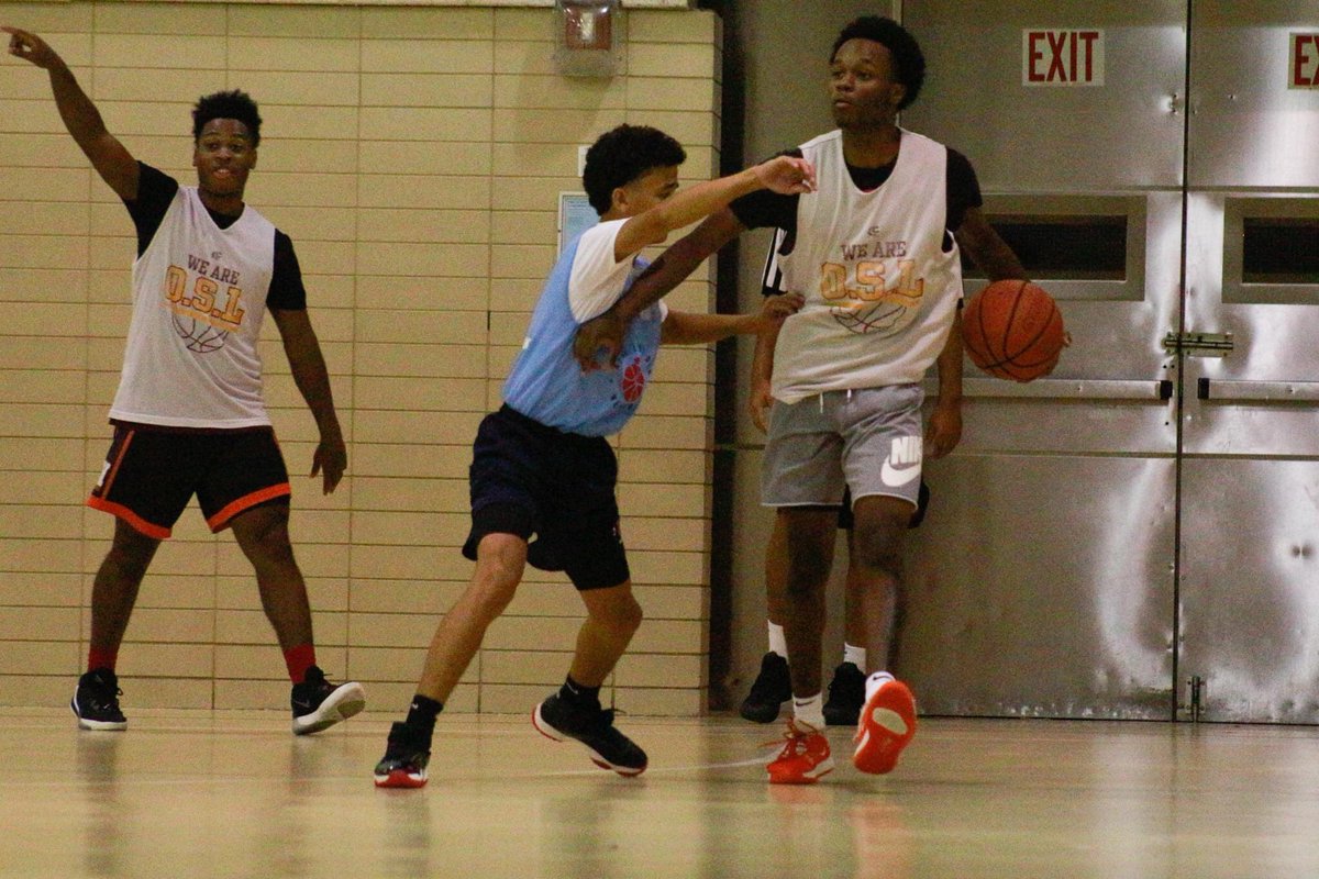 daves_joint's tweet photo. A player worth watching for college coaches to look at is Reggie Hudson, a postgraduate player at @OSLBasketball, who is a potent scorer. https://t.co/GiNZaJ0doU