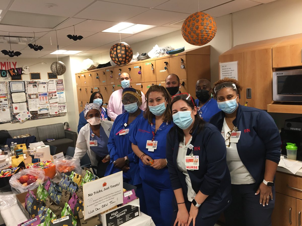 Woohoo Allen 2RW! 🙌 The team w/ highest peer feedback completion percentage (thus far!) and winners of a CANDY Extravaganza!🤪
#SugarRush
#communityfeelglobalimpact
⁦@HeadRNColumbia⁩ ⁦@LeonGeorge12⁩ ⁦@CynthiaQRN⁩ ⁦<a href="/AllinatTheAllen/">AllenHospital</a>⁩⁦<a href="/MagneticDrRN/">Dr. Niki Hartman</a>⁩