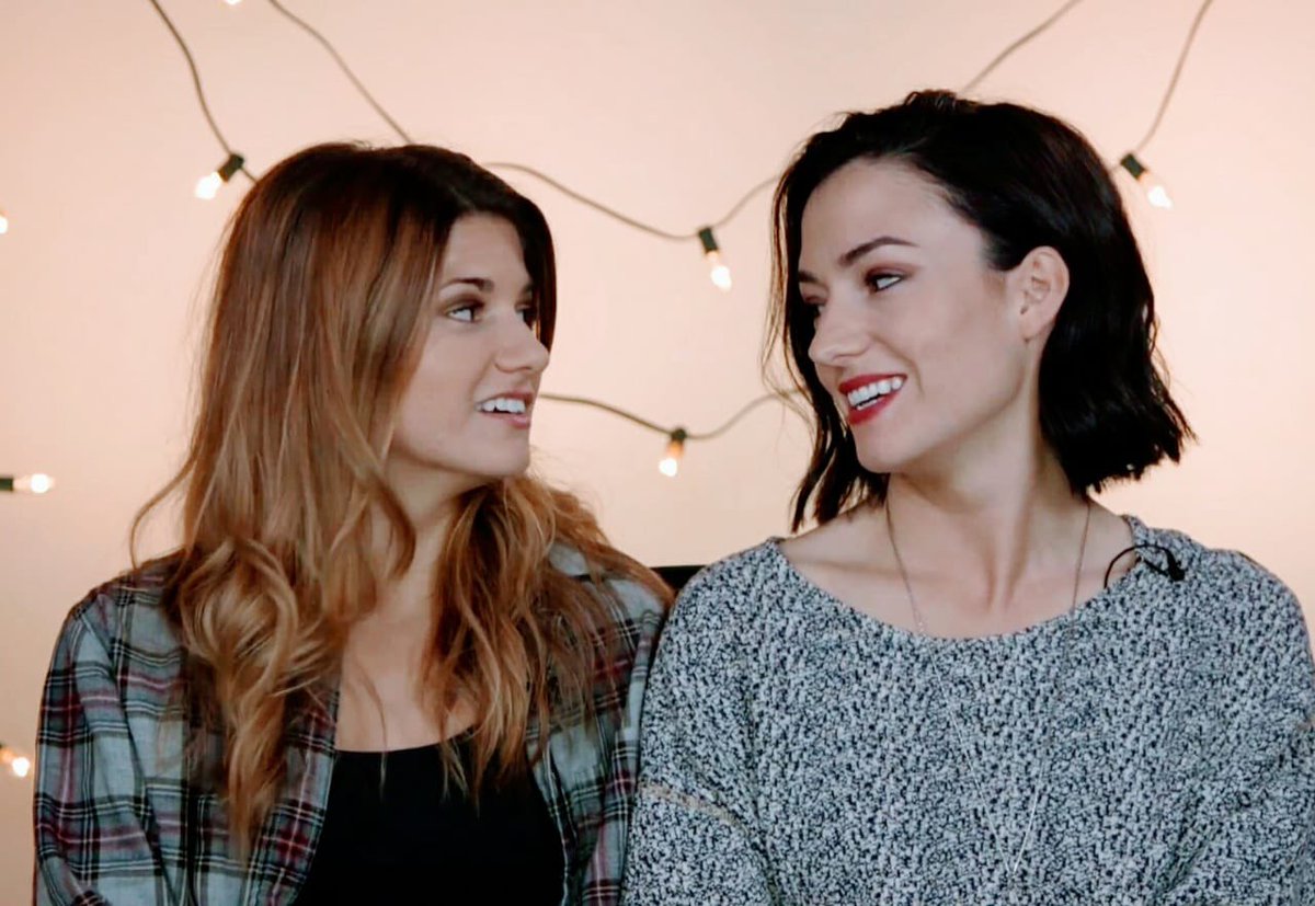 releaseddiamond's tweet photo. I miss them together https://t.co/57pBUhnzrA