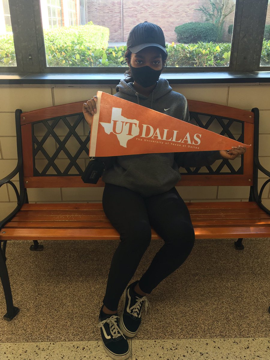 TrojanU_SHHS's tweet image. COLLEGE ACCEPTANCE! @UT_Dallas Congratulations Alesia Nmezi @echs_soho @SoHoCounsels @2021Shhs #futurecomet #utdallas #utdbright ☄️
