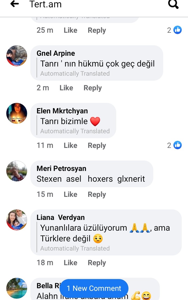 #İzmir - de ki rahmetlilere gülen şerefsiz ermeniler. Ermeni halkı tek Azerbaycan'ın değil ümum Türk halkınında düşmanıdır. Çocuk ölümüne sevinen, gülen bir toplum tüm dünya için düşmandır. Azerbaycan bununda intikamını alıyor. Nasıl derler "Son gülen iyi güler"
#Türkiyem 🇹🇷🇦🇿
