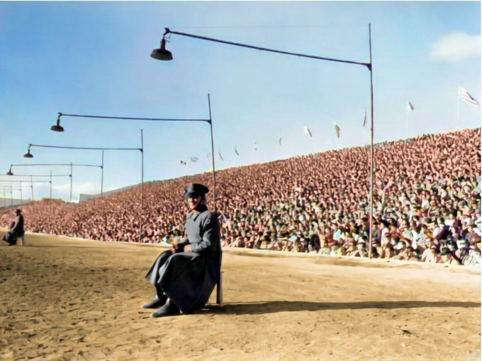 FOTOS HISTORICAS O CHULAS  DE FUTBOL - Página 18 ElmvBWYXUAAP8eE?format=jpg&name=small