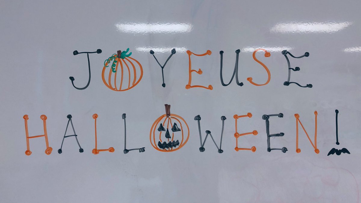 Ms. / Mlle Chan 👩🏻🏫 tweet media