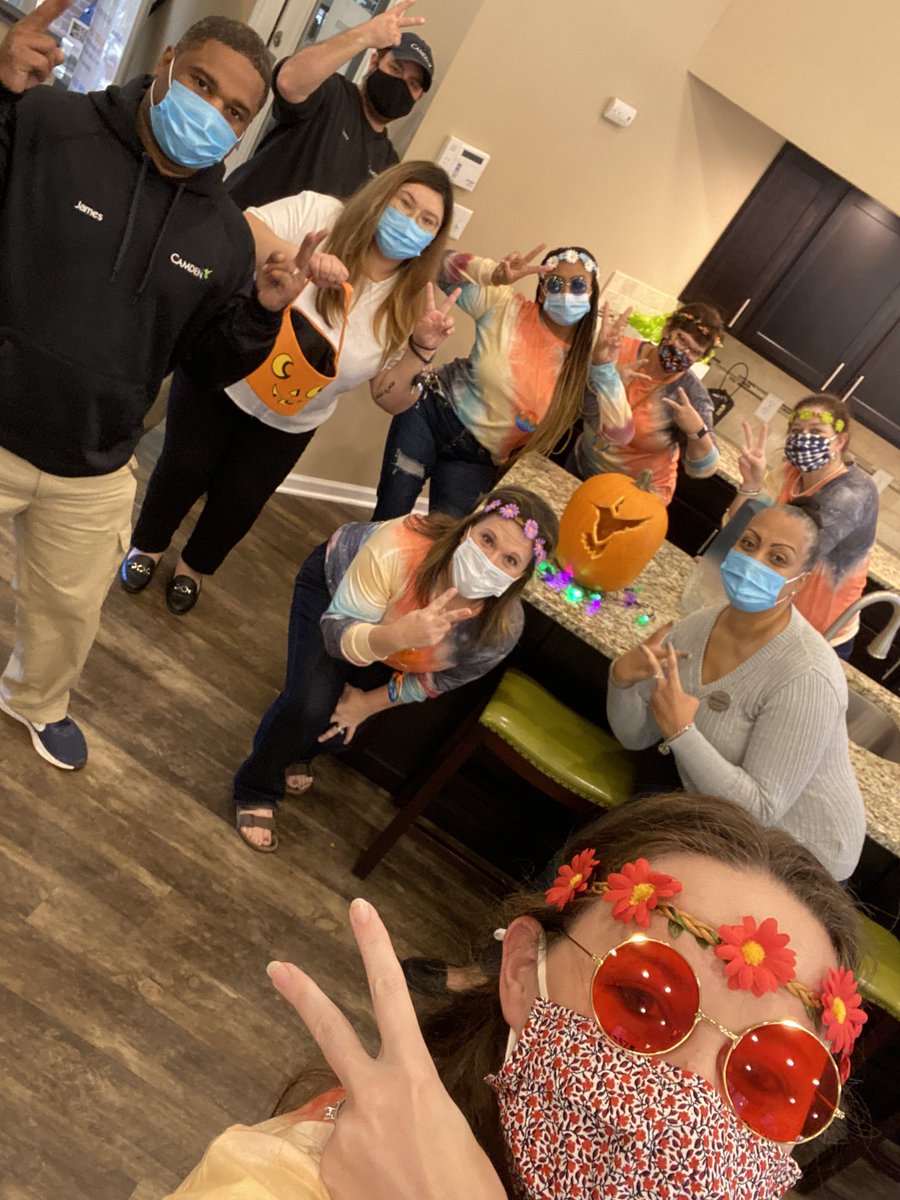 amuddy703's tweet photo. Peace, love and happiness! Camden culture #camdenhappy https://t.co/563YzA6bh9