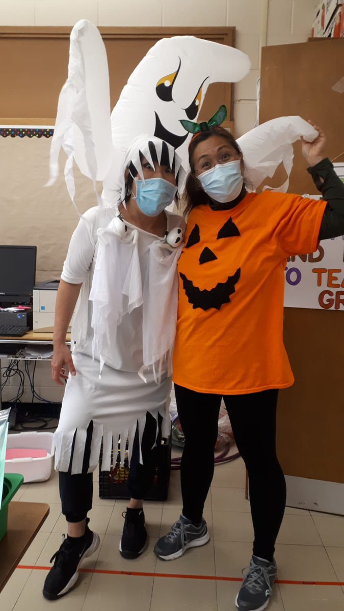 Shikha Nalin (@shikha_nalin) on Twitter photo Ts <a href="/TDSB_Gosford/">Gosford PS</a> discussed & modelled creative ways to celebrate Halloween safely during the pandemic Ts <a href="/TDSB_Gosford/">Gosford PS</a> discussed & modelled creative ways to celebrate Halloween safely during the pandemic