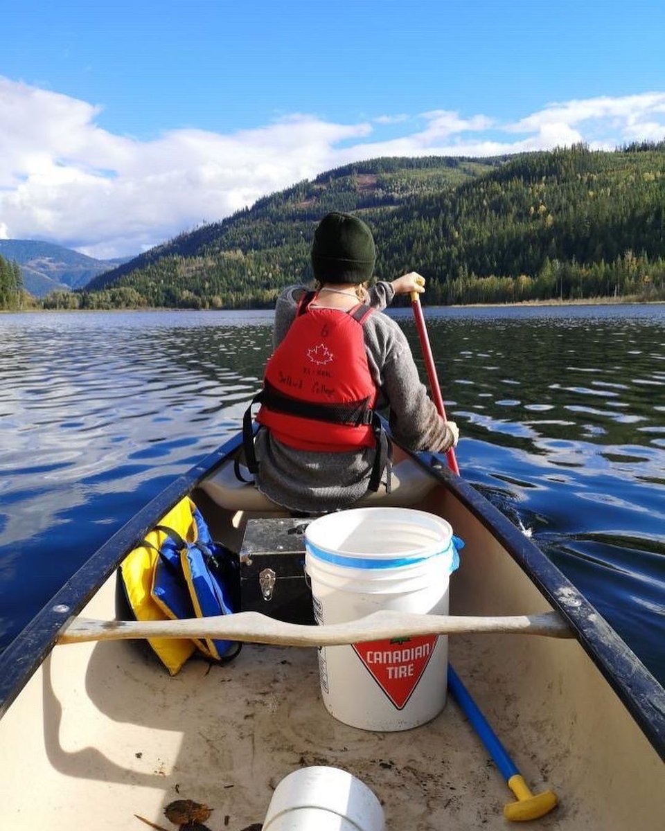 Stanfields1856's tweet photo. There's nothing like a great Canadian adventure with phenomenal views and your Stanfield's henley to keep you warm! Thanks for the great picture, Avianna!🍁

#Stanfields #Since1856 #ProudlyCanadian https://t.co/tSDmiG9Gt0