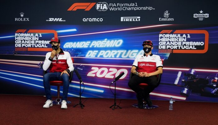 #Deportes| Alfa Romeo repetirá en 2021 a Kimi Räikkönen y Antonio Giovinazzi
Lee más #ElCandelazo 🔥
👉https://t.co/Cel94OX05I
#31Oct https://t.co/gqEy781b7n