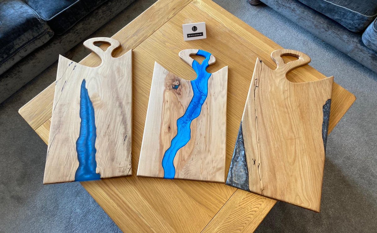 rcofurniture1's tweet photo. Pop to @Geraldos_Largs this weekend forspeciality shopping. #gifts #tapasboards our Ayrshire stockists forTapas/Charcuterie Boards. Add some cheese/wine/chocolates perfect gift @AyrshireChamber @Gormanley @disayrshire @AyrshireColl @BrianWhittle @microtech_group @BGAyrshire https://t.co/9wQRCXv6s9